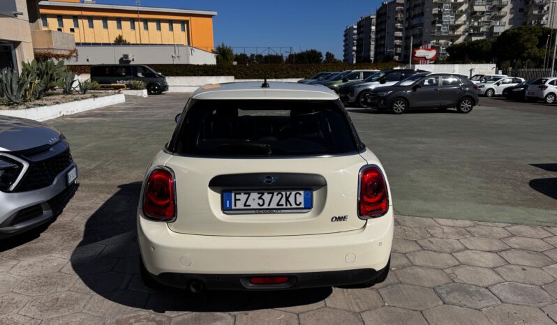 MINI COOPER 1.5 BENZINA 6 MARCE MANUALE pieno