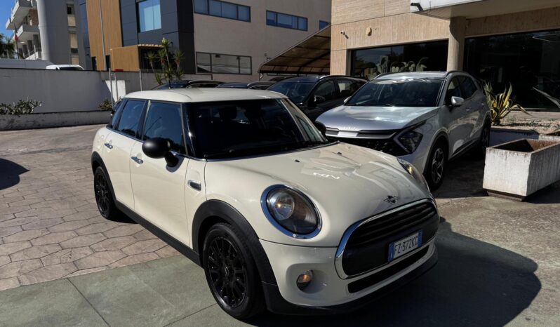 MINI COOPER 1.5 BENZINA 6 MARCE MANUALE pieno